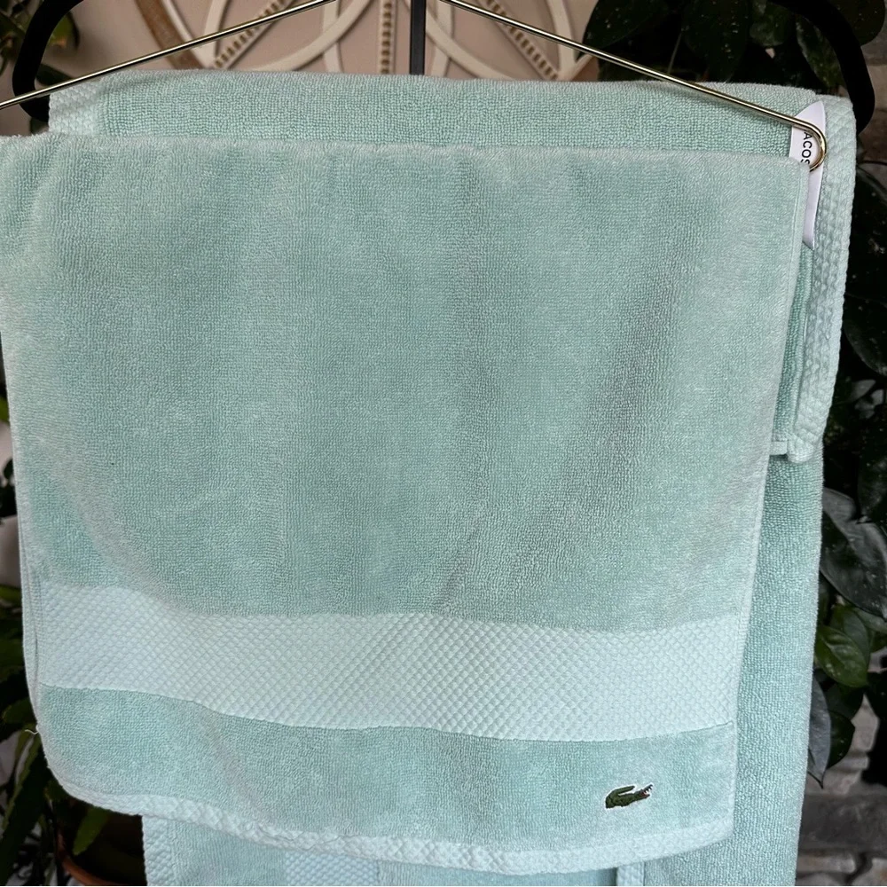 Lacoste Heritage Supima Cotton Towels (3) Iced Aqua ‼️NWOT‼️ - Picture 4 of 6